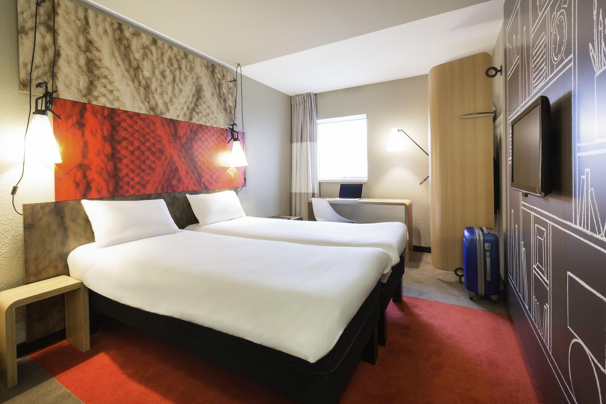Ibis Paris Porte De Clichy Centre Ngoại thất bức ảnh