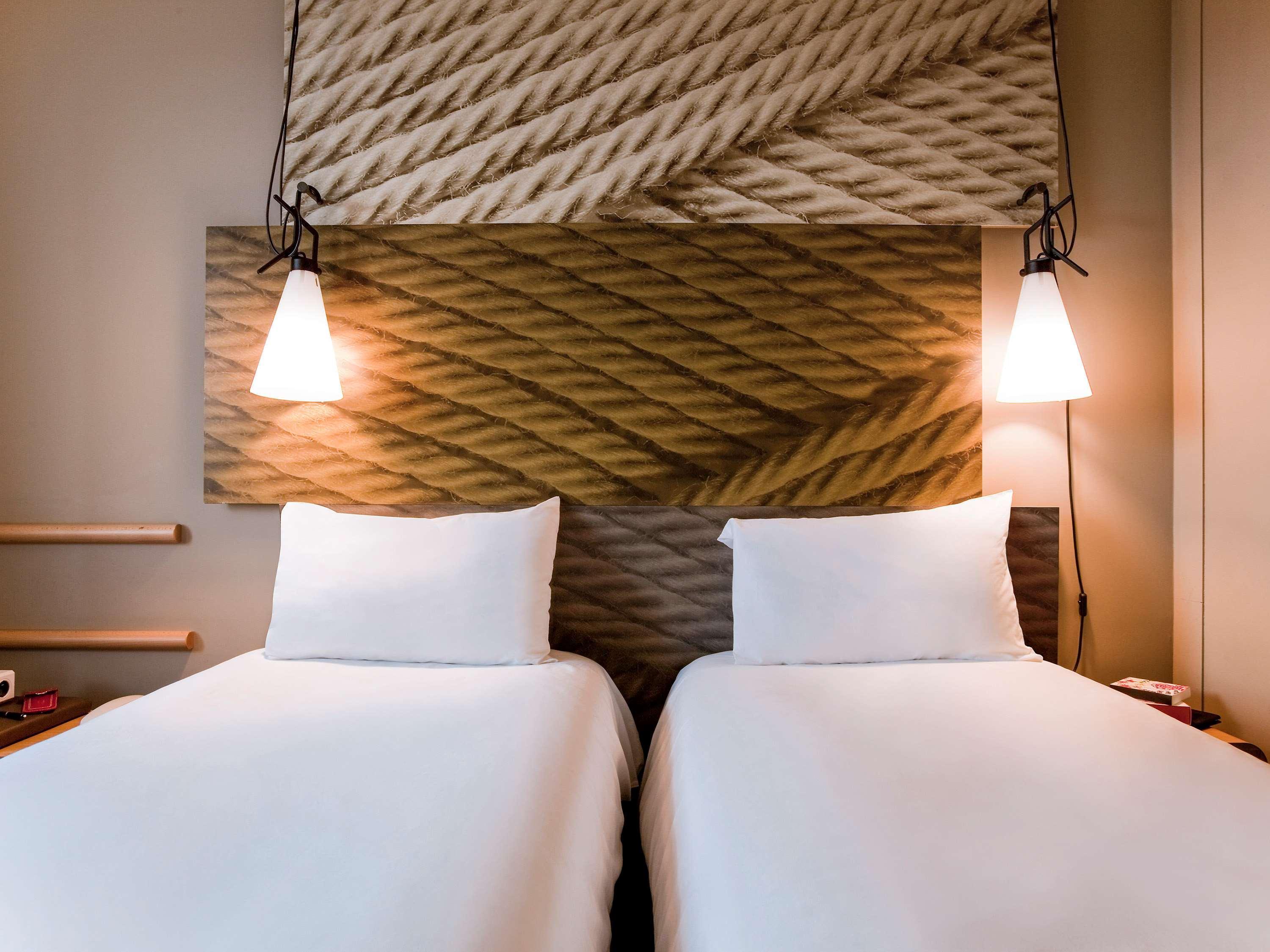 Ibis Paris Porte De Clichy Centre Ngoại thất bức ảnh