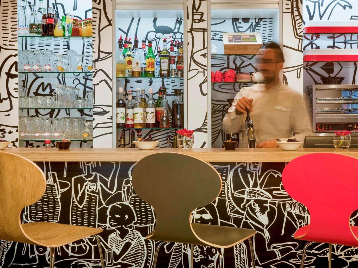 Ibis Paris Porte De Clichy Centre Ngoại thất bức ảnh