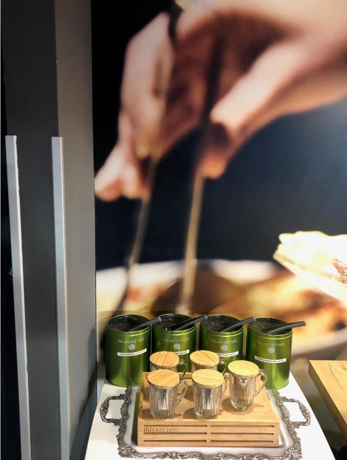 Ibis Paris Porte De Clichy Centre Ngoại thất bức ảnh