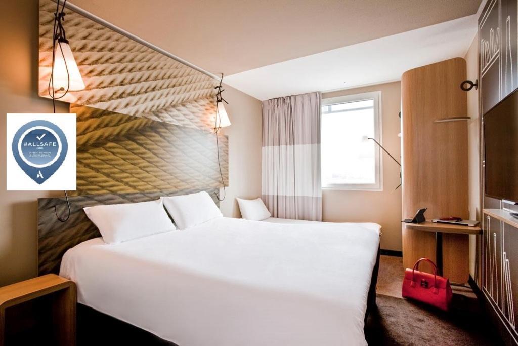 Ibis Paris Porte De Clichy Centre Ngoại thất bức ảnh